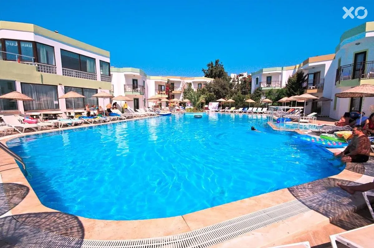 Costa Carina Resort