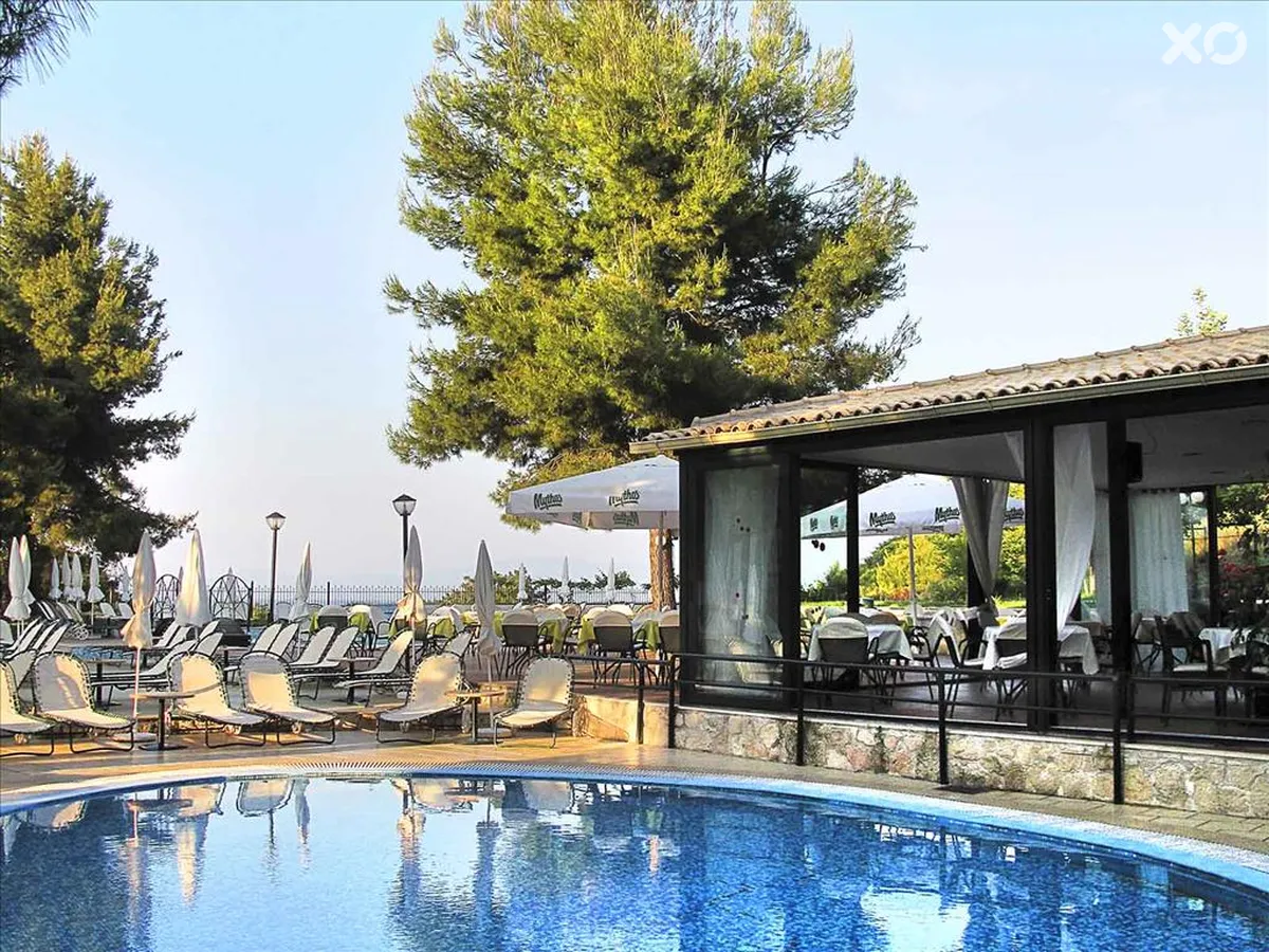 Lesse Hotel