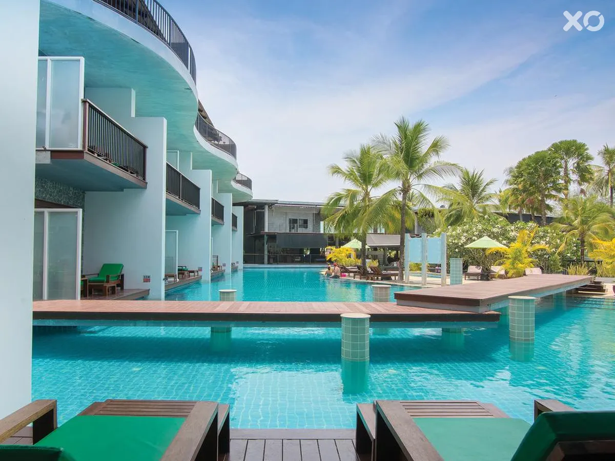 Holiday Ao Nang Beach Resort