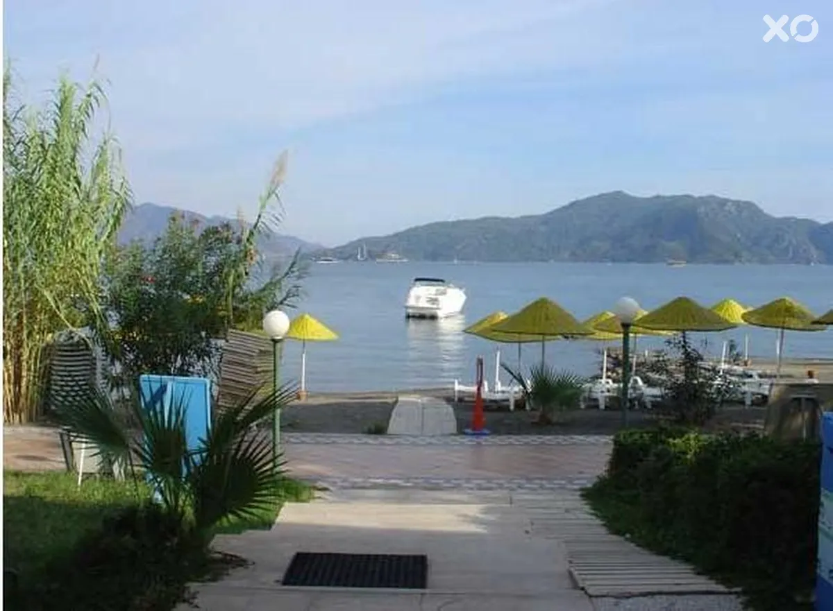 Amos Hotel