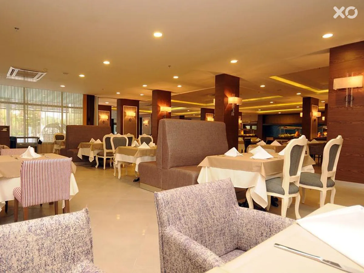 Insula Resort & Spa
