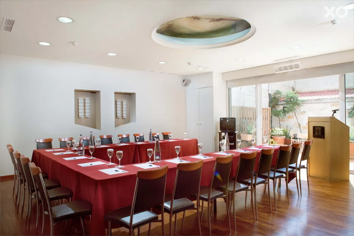 Acropolis Select Hotel