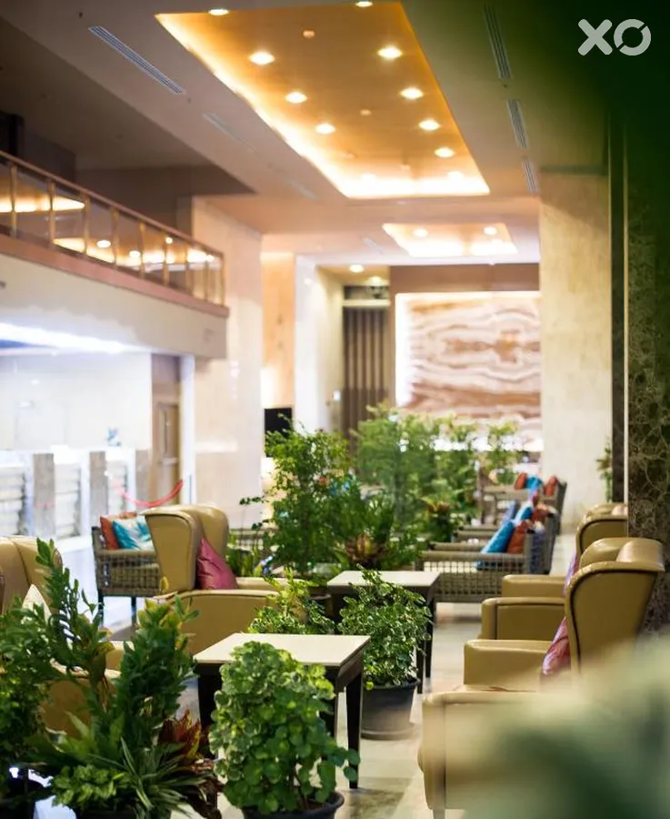 Grand Howard Hotel