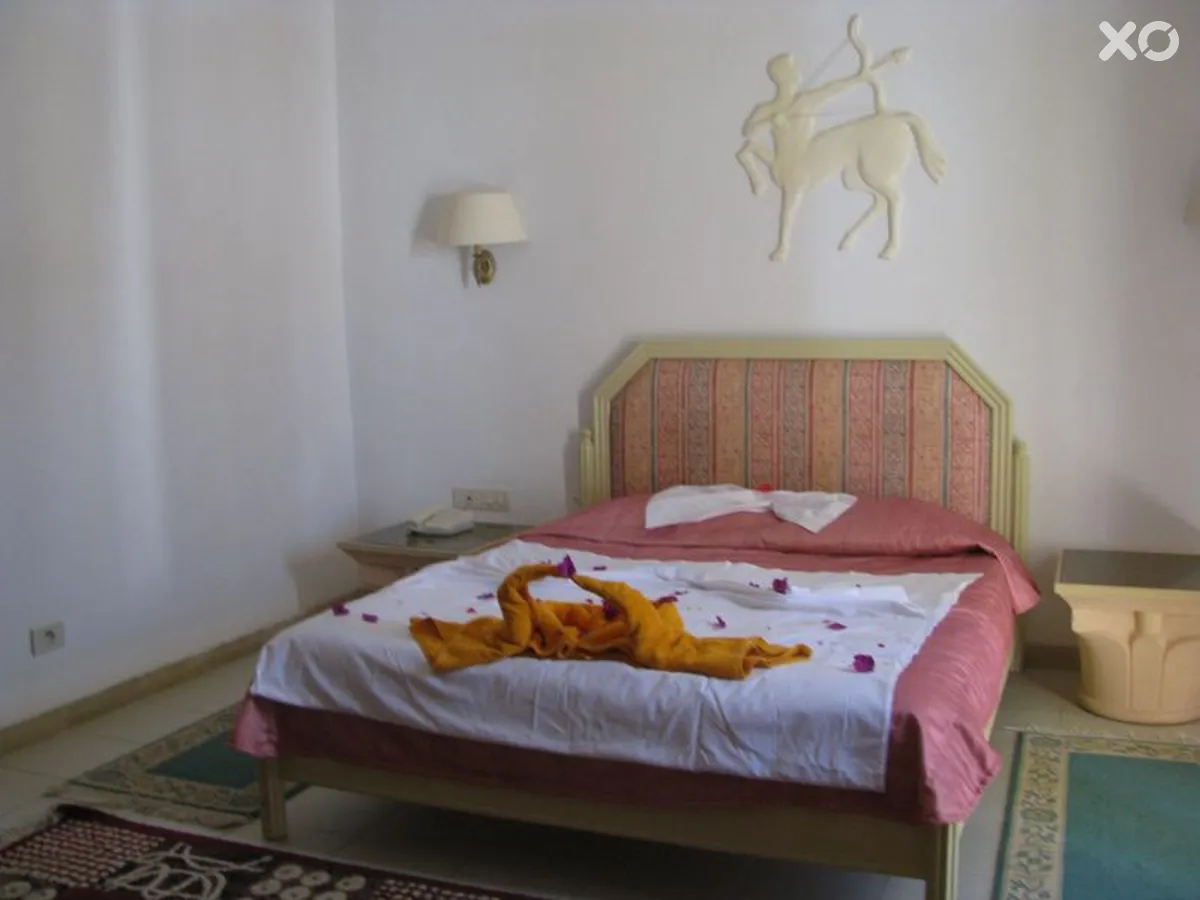 Zodiac Hotel