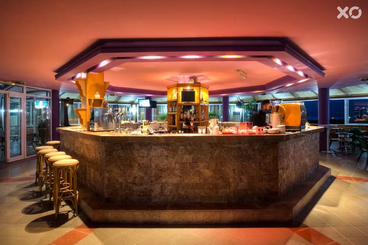 Corali Hotel