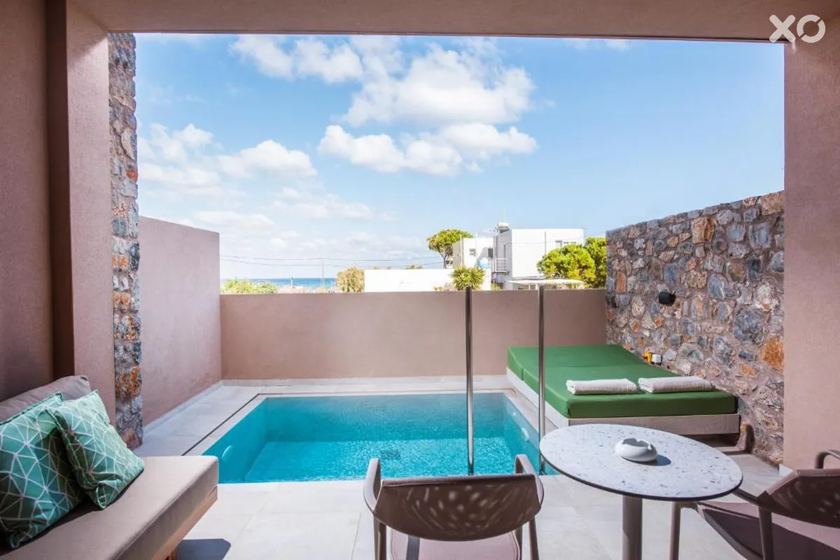 Paralos Venus Suites