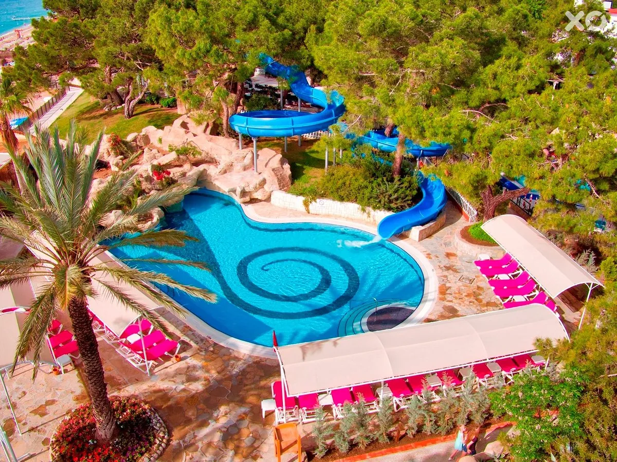 Pirate's Beach Club