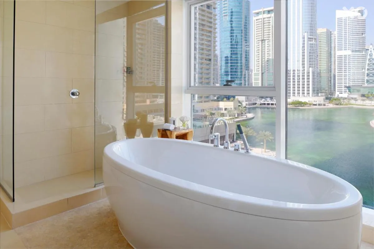 Movenpick Hotel Jumeirah Lakes Towers