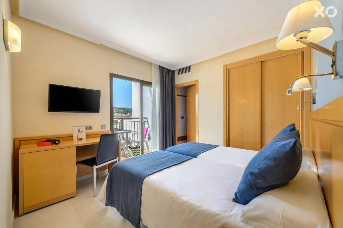 Vibra S'Estanyol Hotel