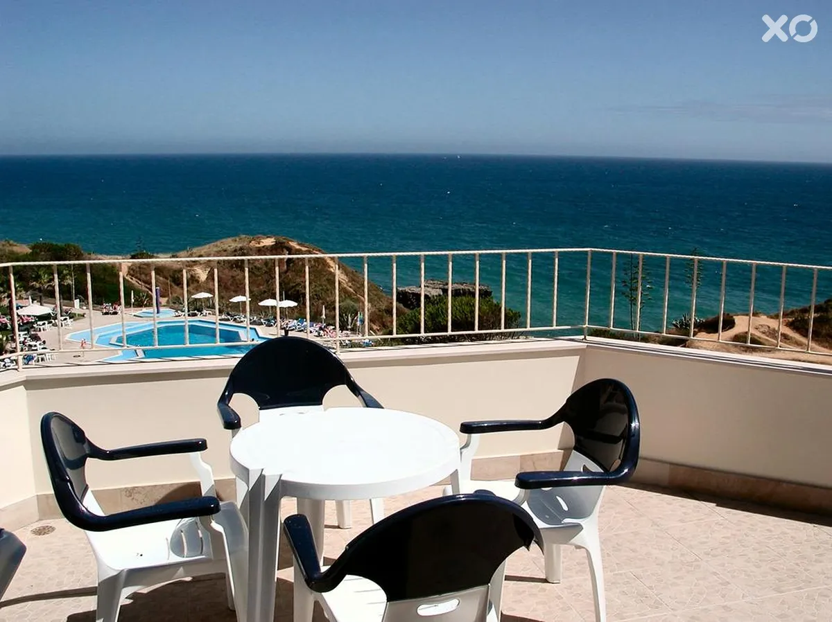 Auramar Beach Resort