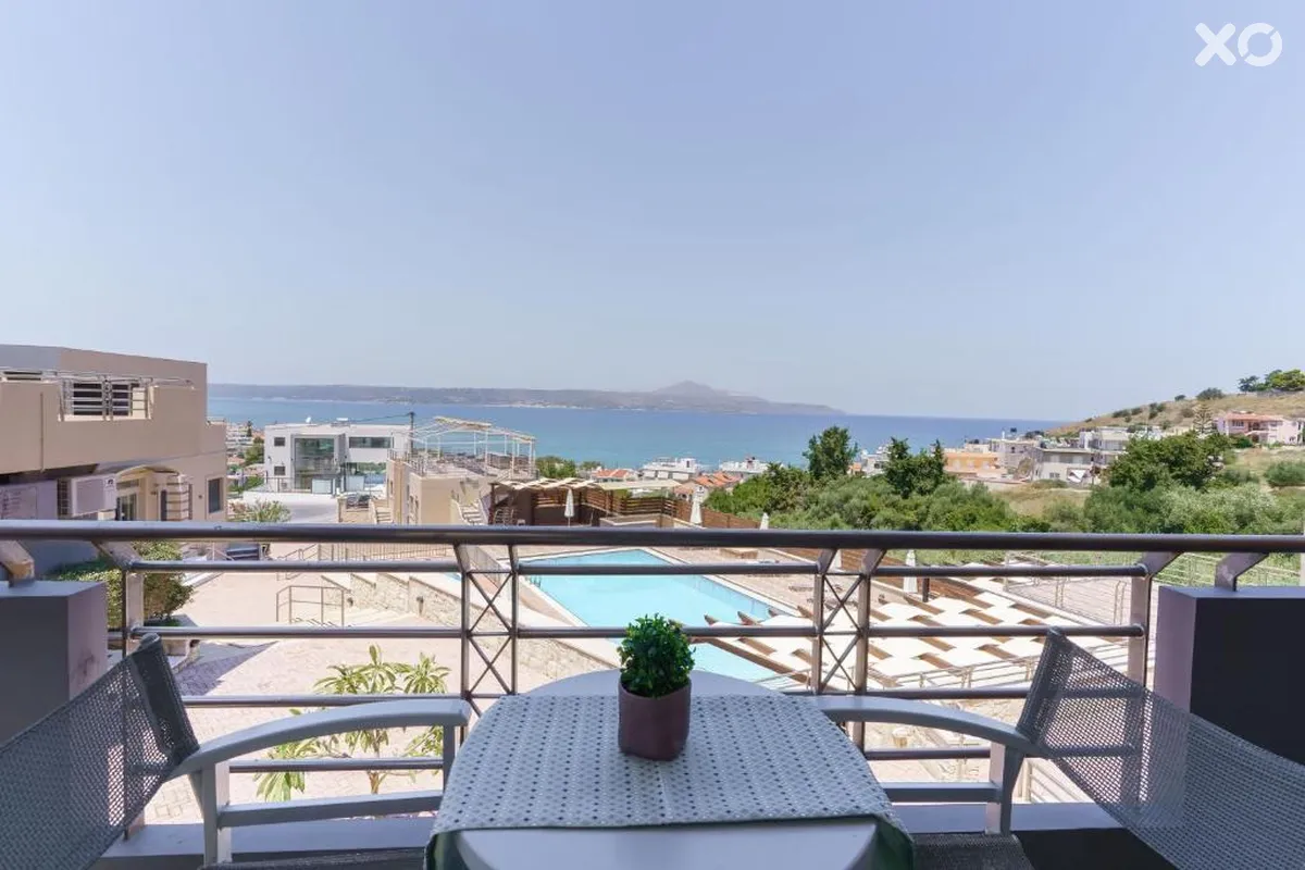 Sunrise Suites & Apartments