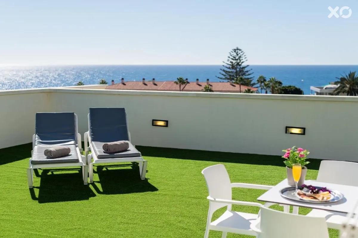New Folias Hotel