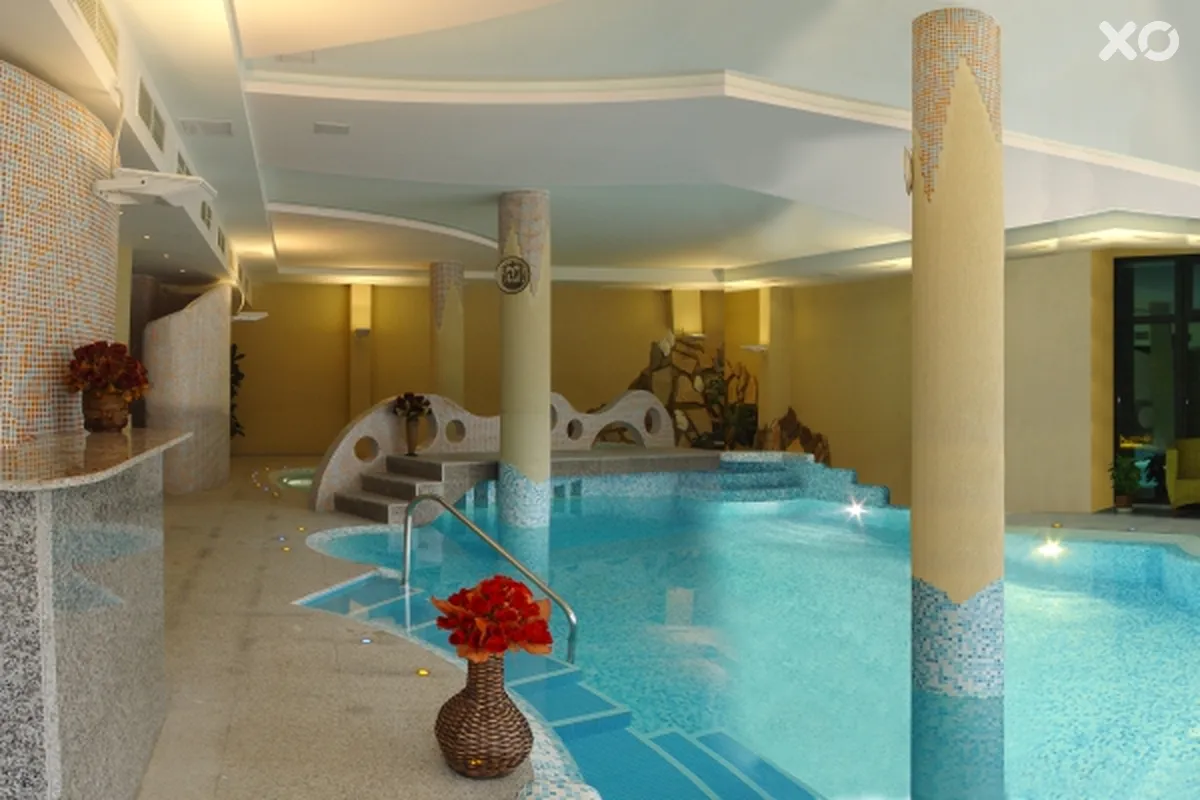 Orphey Hotel
