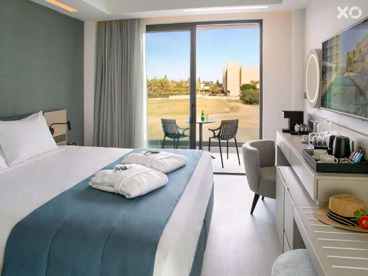 Mercure Larnaca Beach Resort