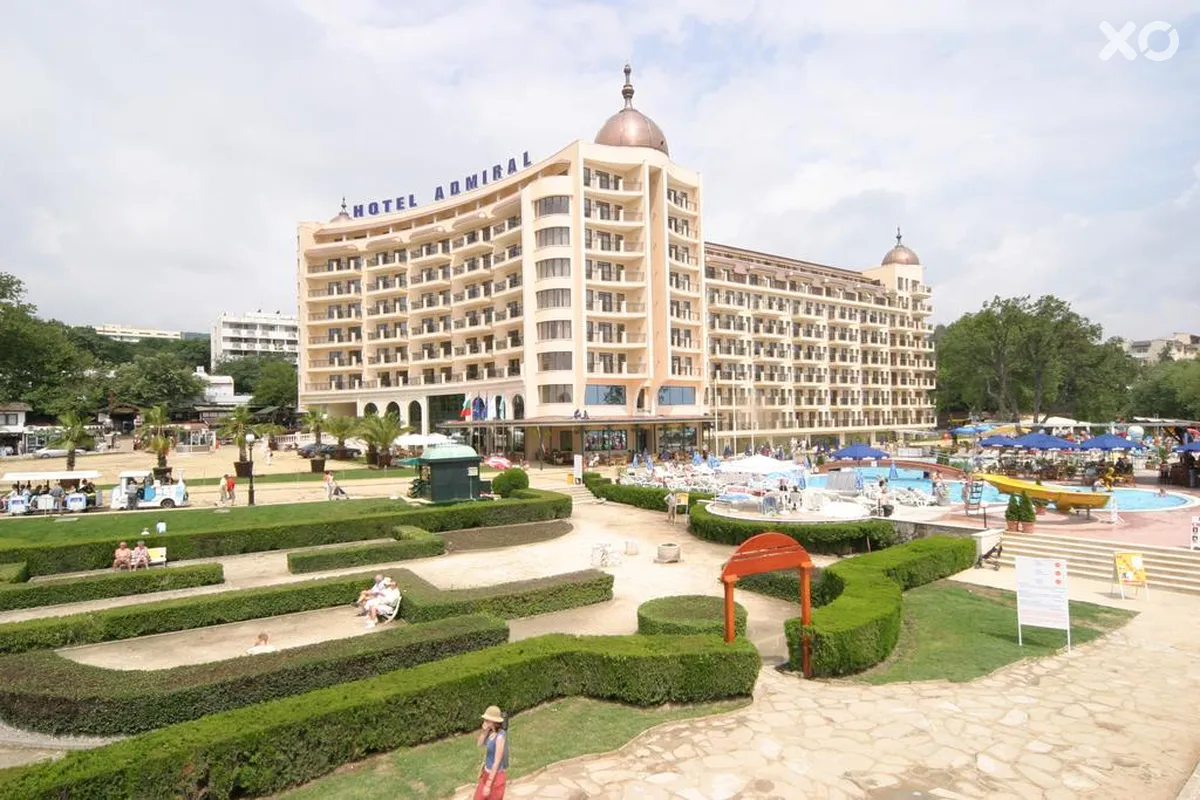 Admiral Hotel