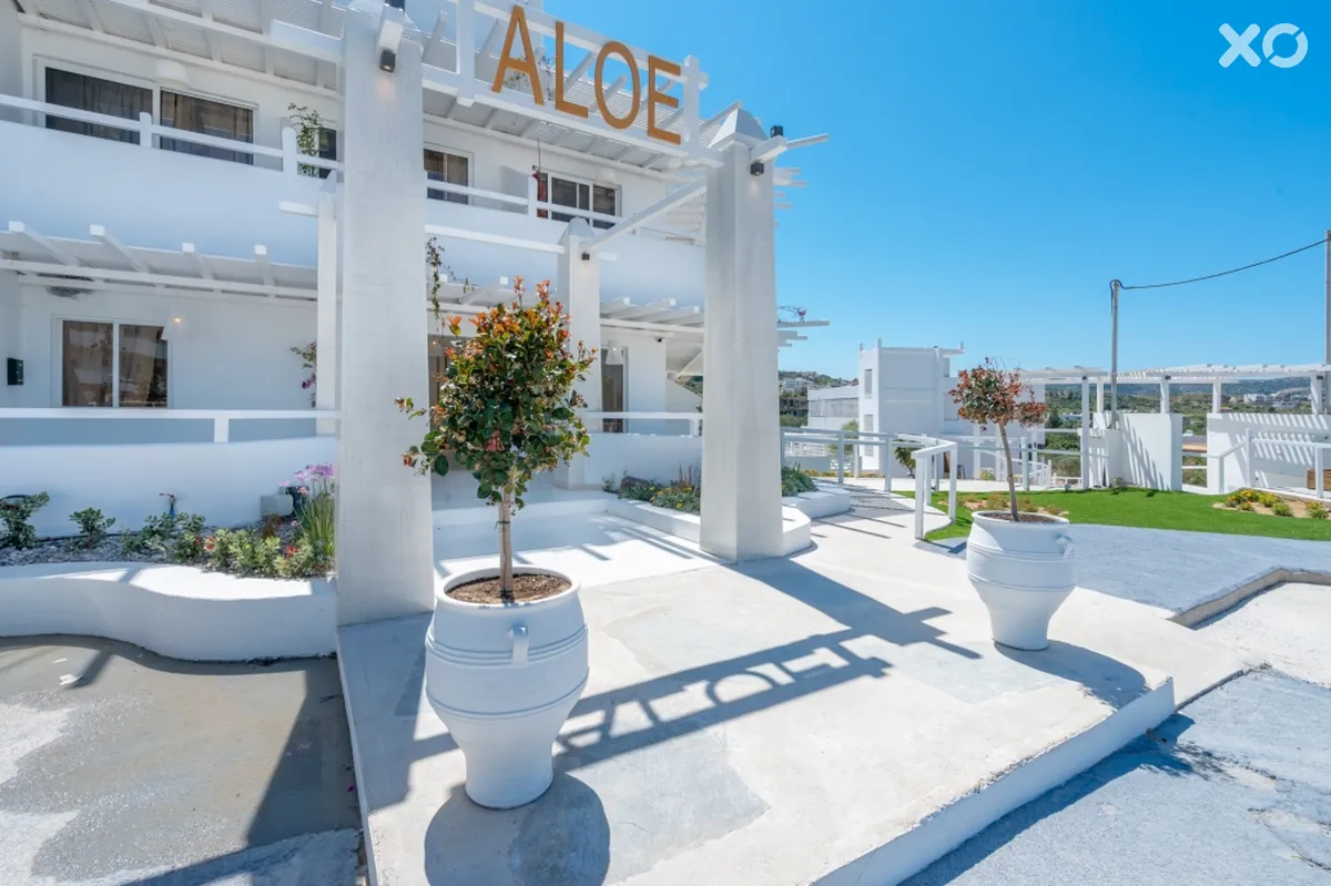 Alex Beach Hotel Bungalows