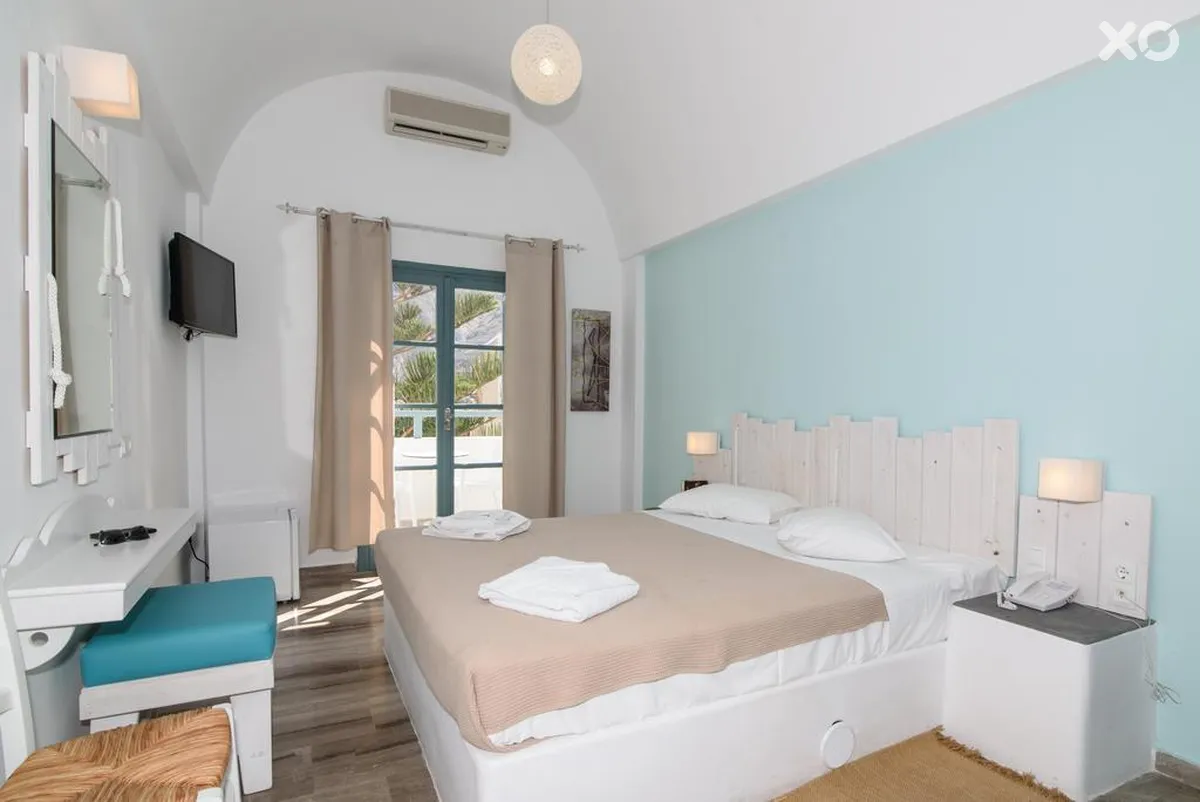 Iris Boutique Hotel