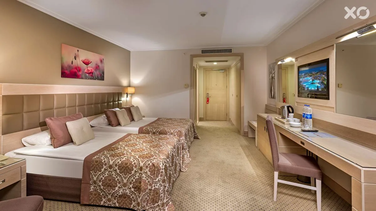 Miracle Resort Hotel