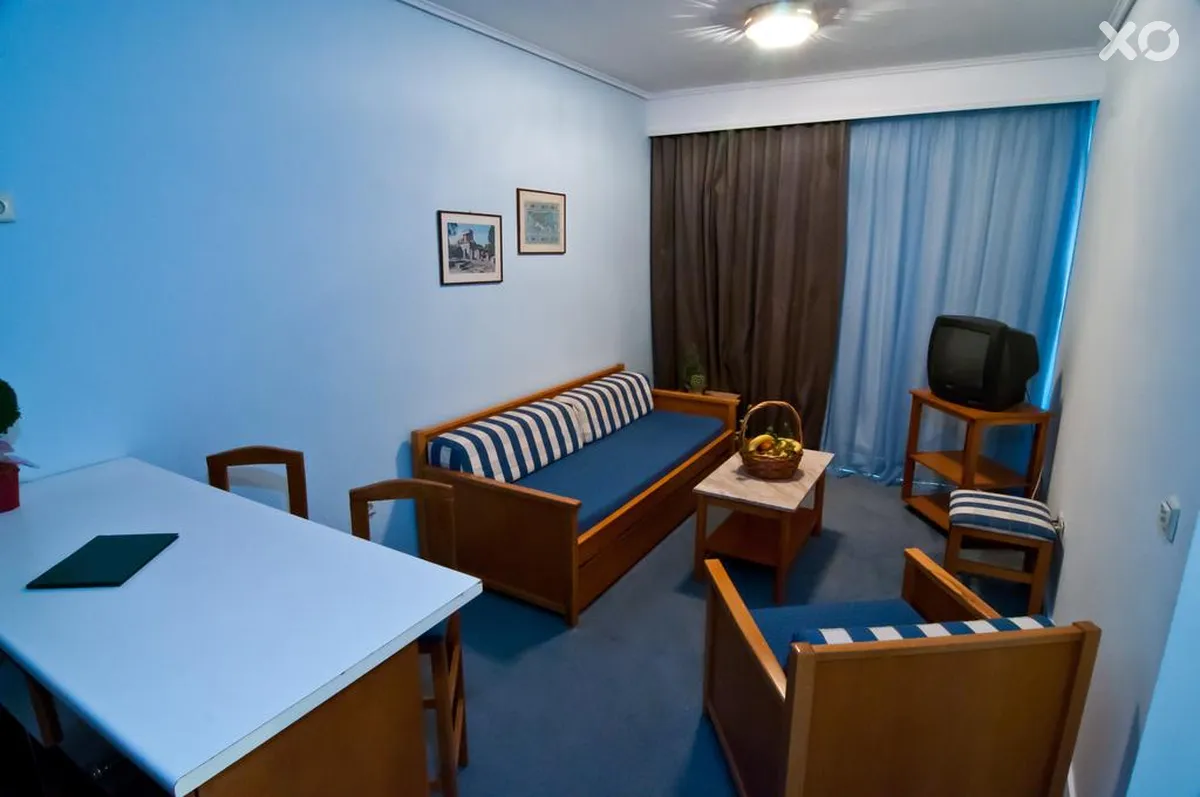 Oasis Hotel Apartments