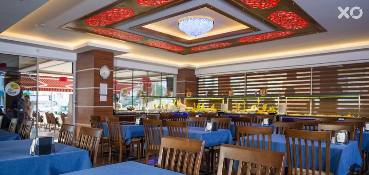 Kleopatra Blue Hawaii Hotel