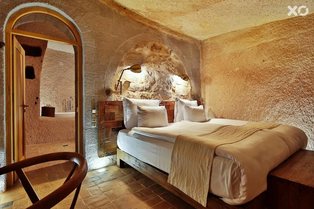 Millstone Cave Suites Hotel