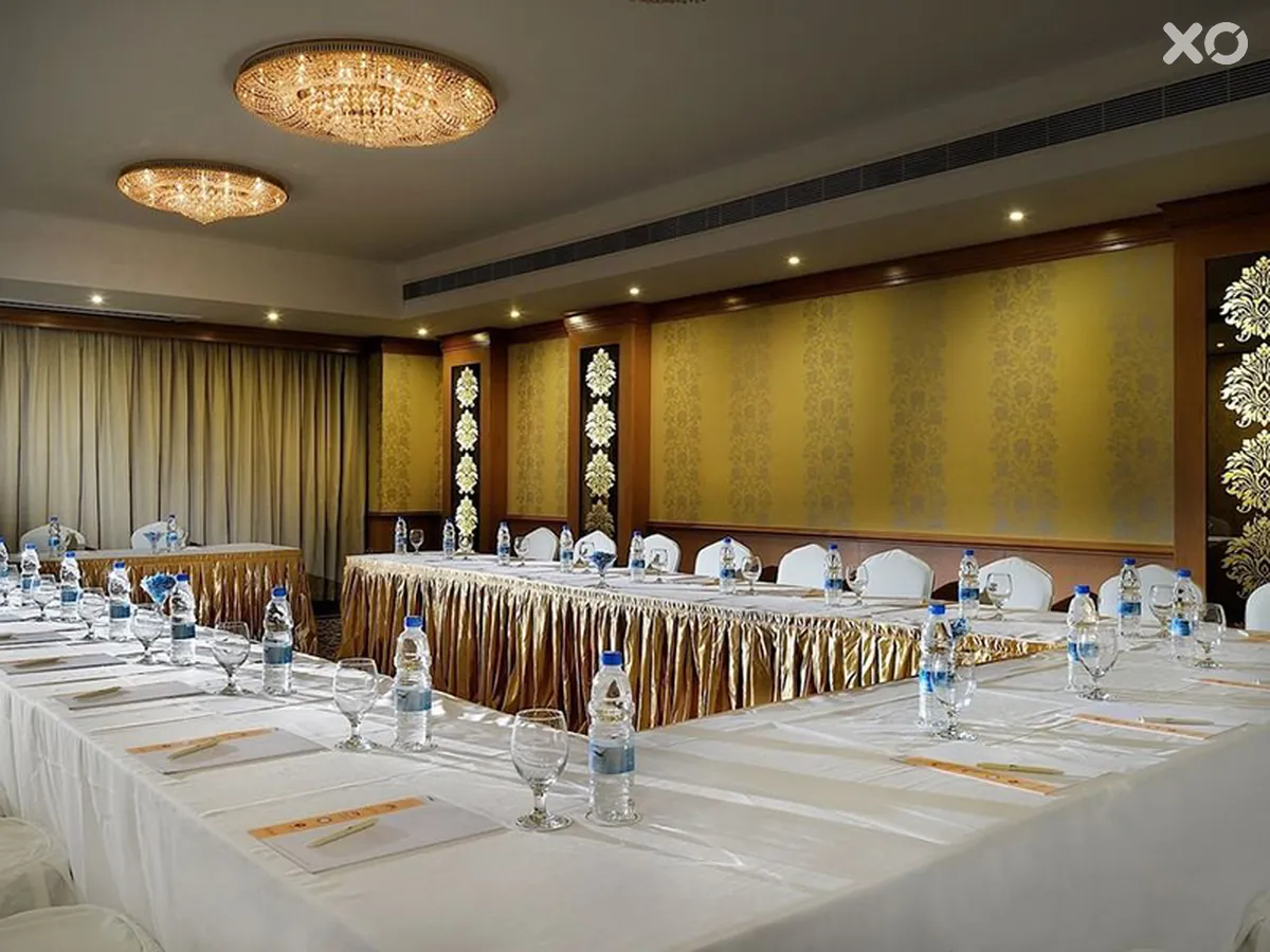 Carlton Tower Hotel