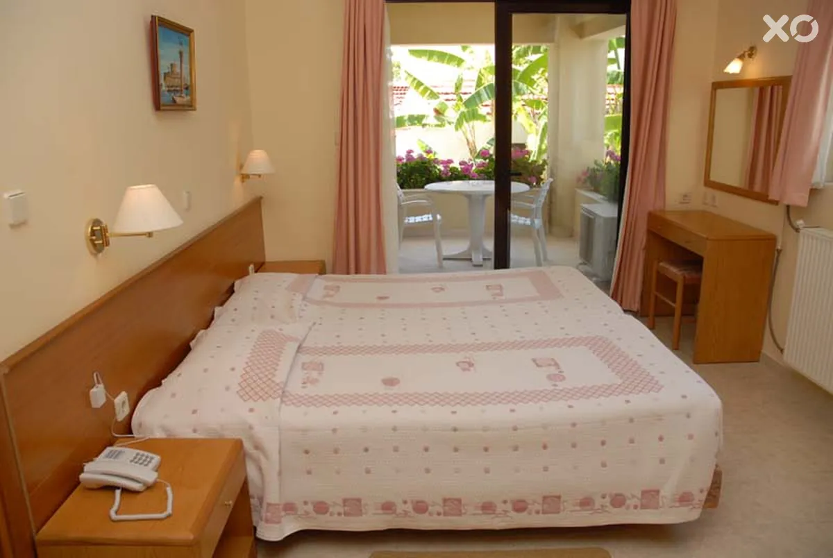 Niki Hotel Apartments