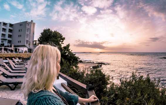 Кариби для активного й комфортного відпочинку! Пляж Баваро, басейн та вечірні шоу