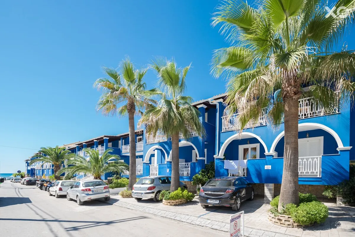 Blue Waves Hotel