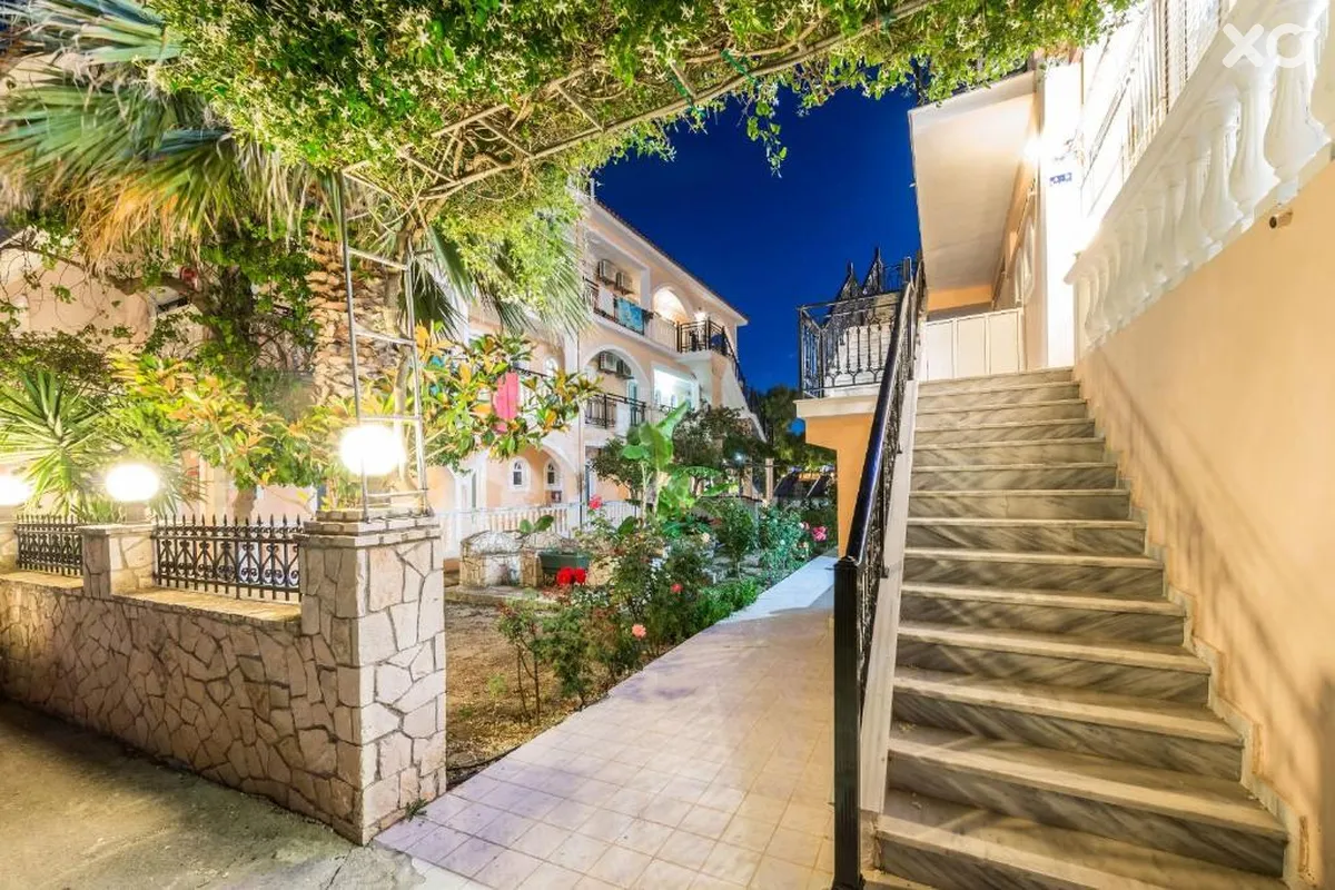 Athina Apartments