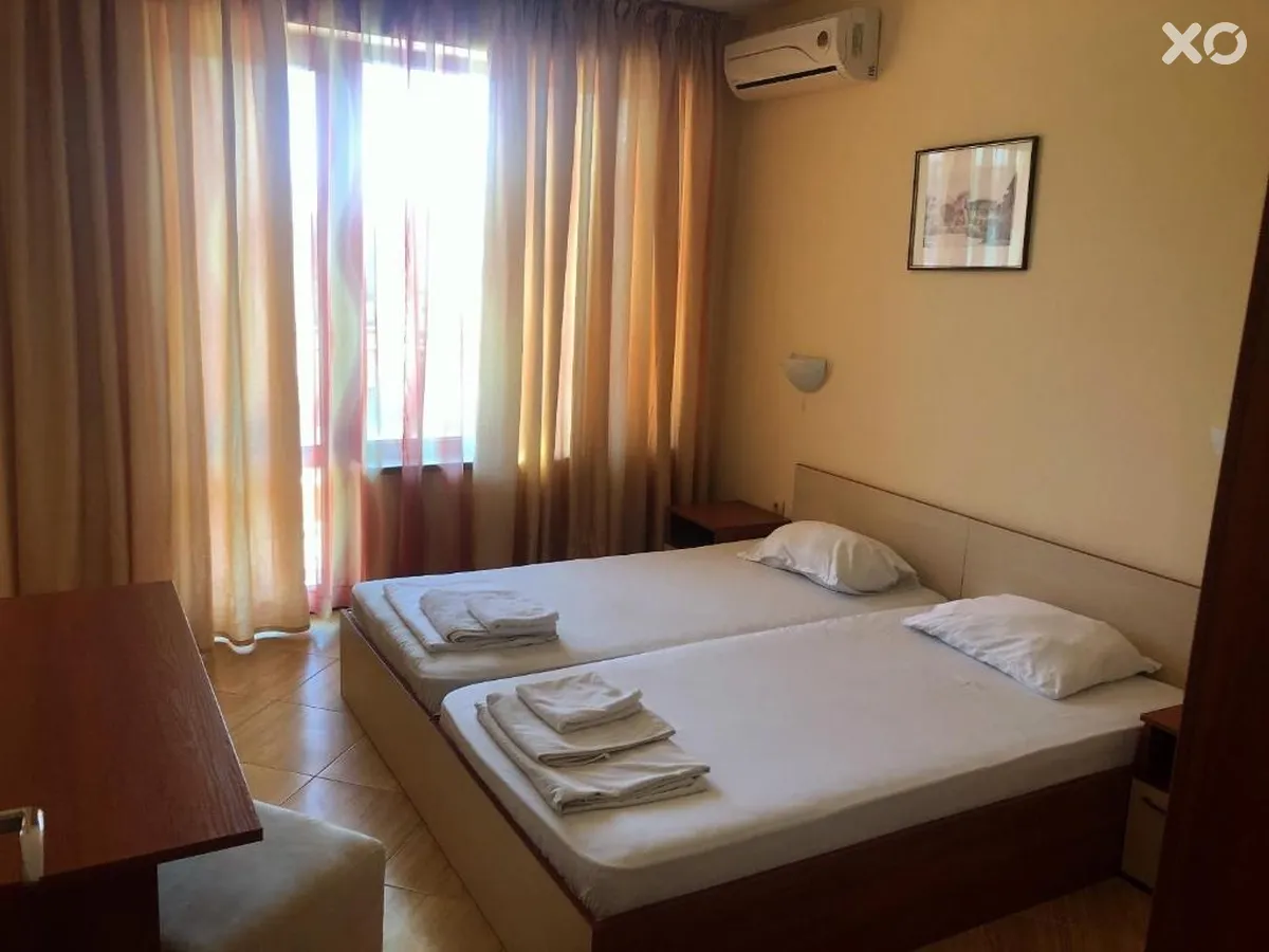 Golden Dreams Complex