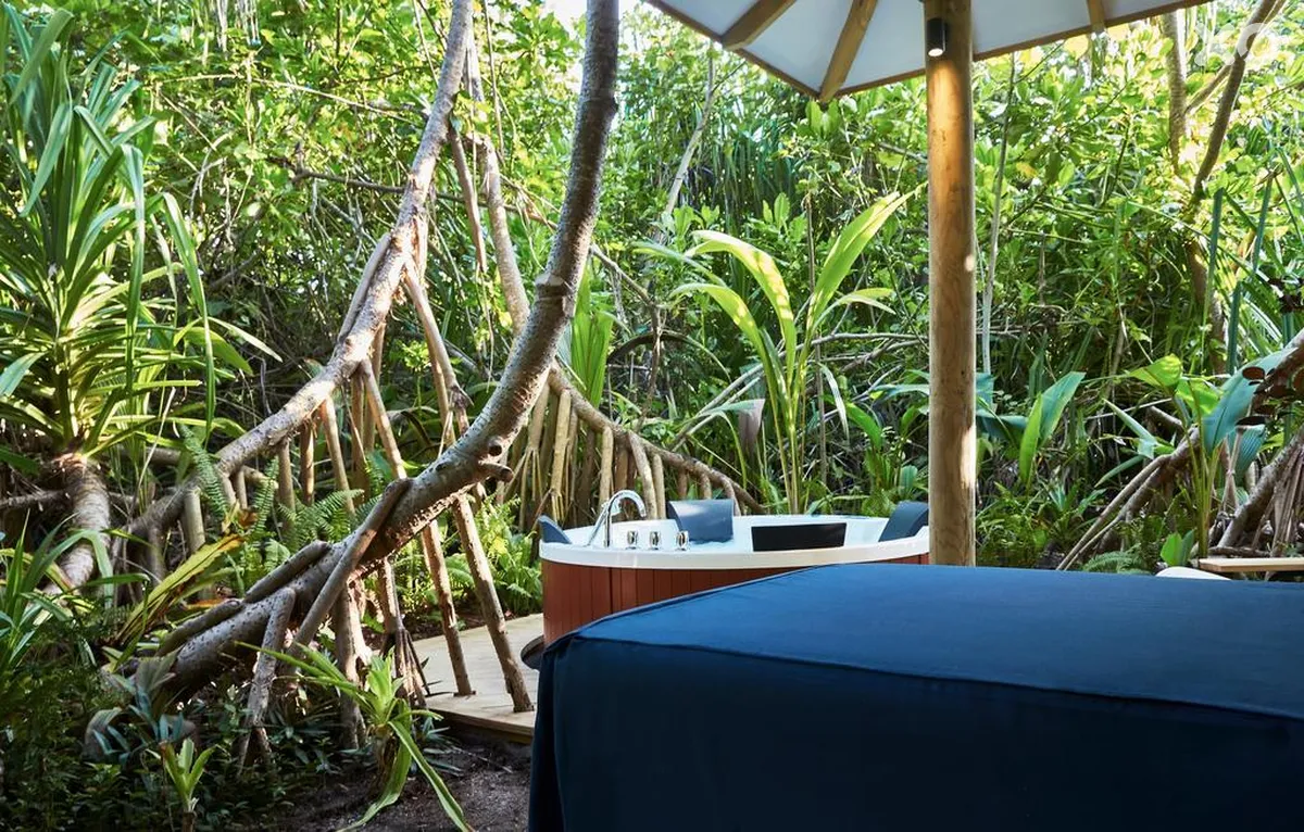 NH Collection Maldives Havodda Resort