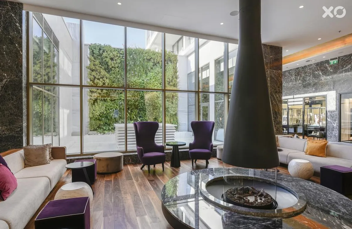 Makedonia Palace