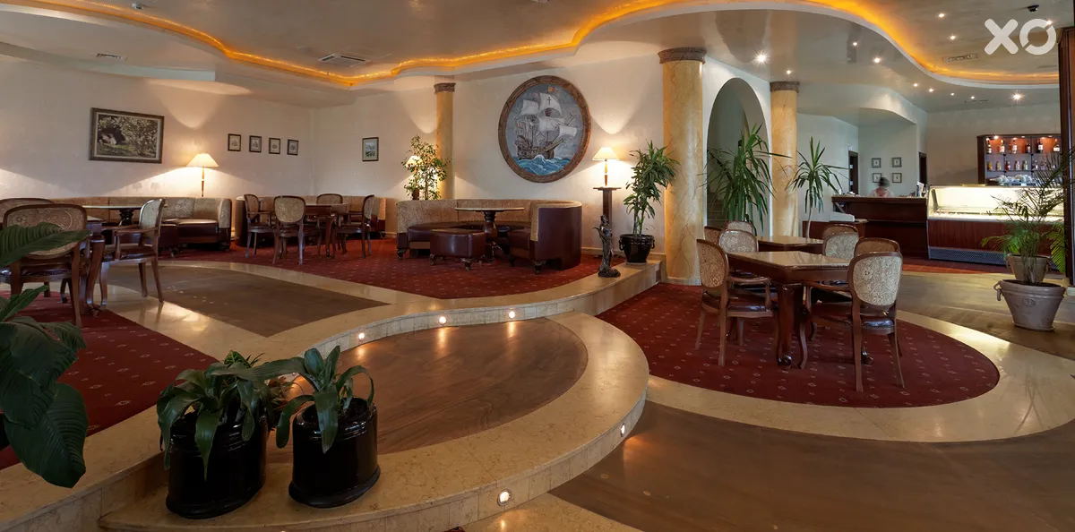 Admiral Hotel