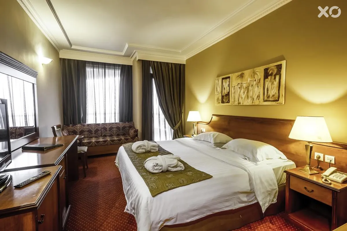 Royal Hotel