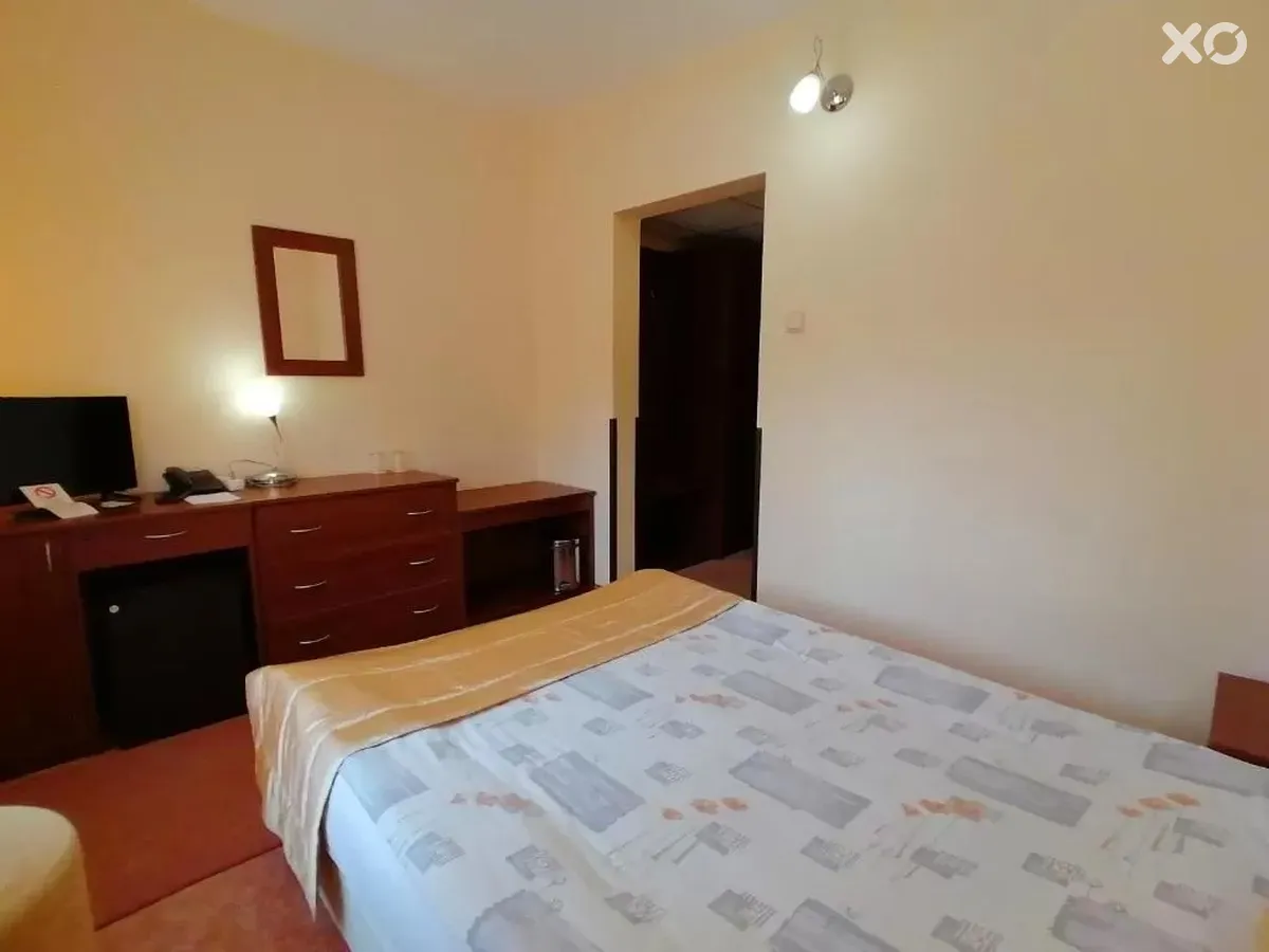 Ela Hotel