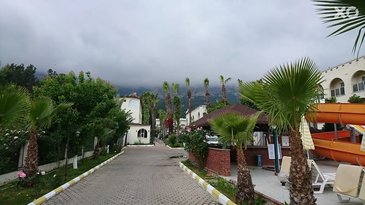 Golden Sun Hotel