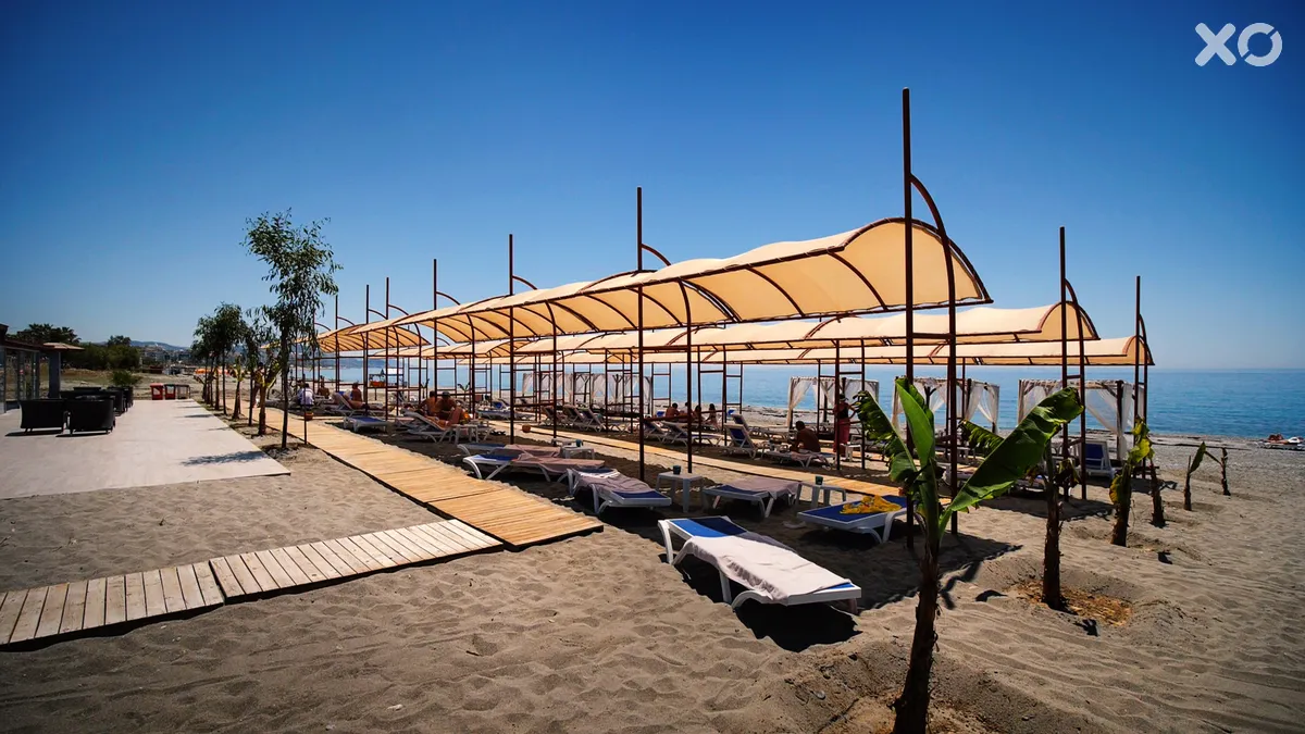 Sey Beach Hotel & Spa