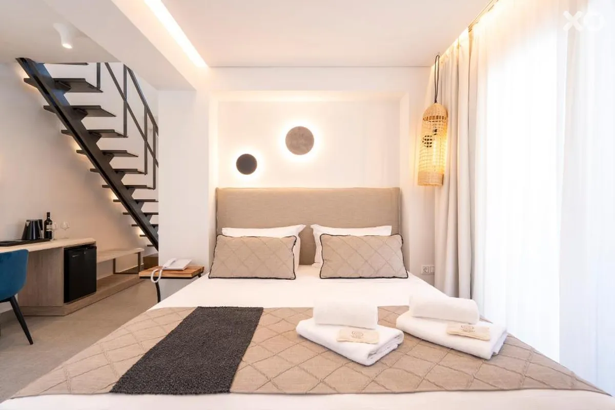 Mirablue Luxury Residences