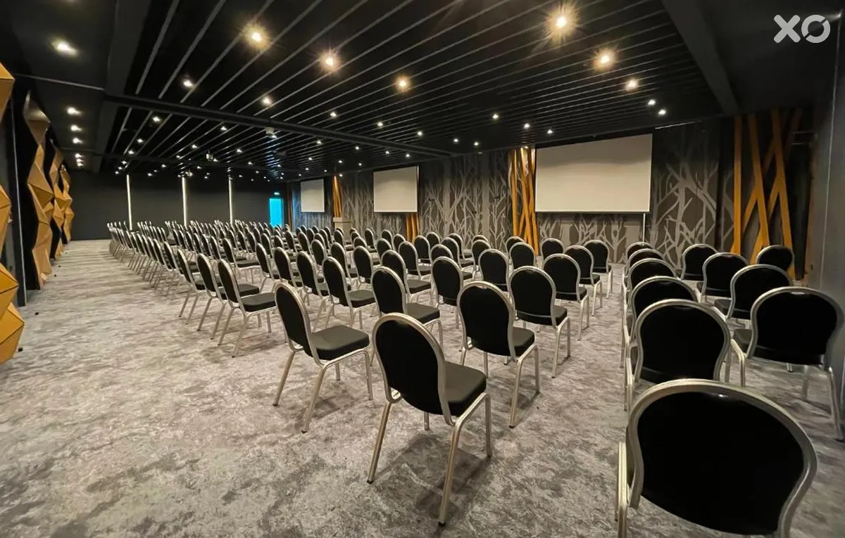 Al Khoory Sky Garden Hotel