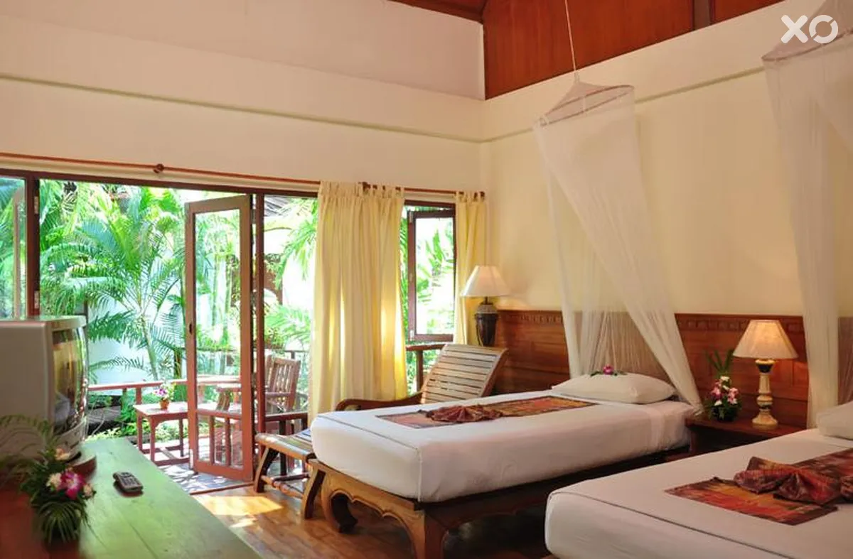 Royal Lanta Resort & Spa