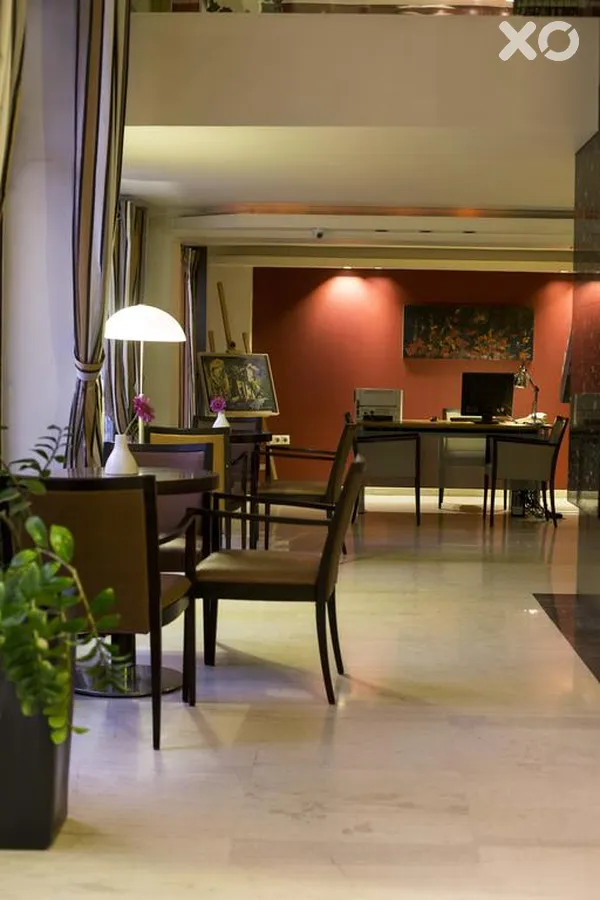 Davitel Tobacco Hotel