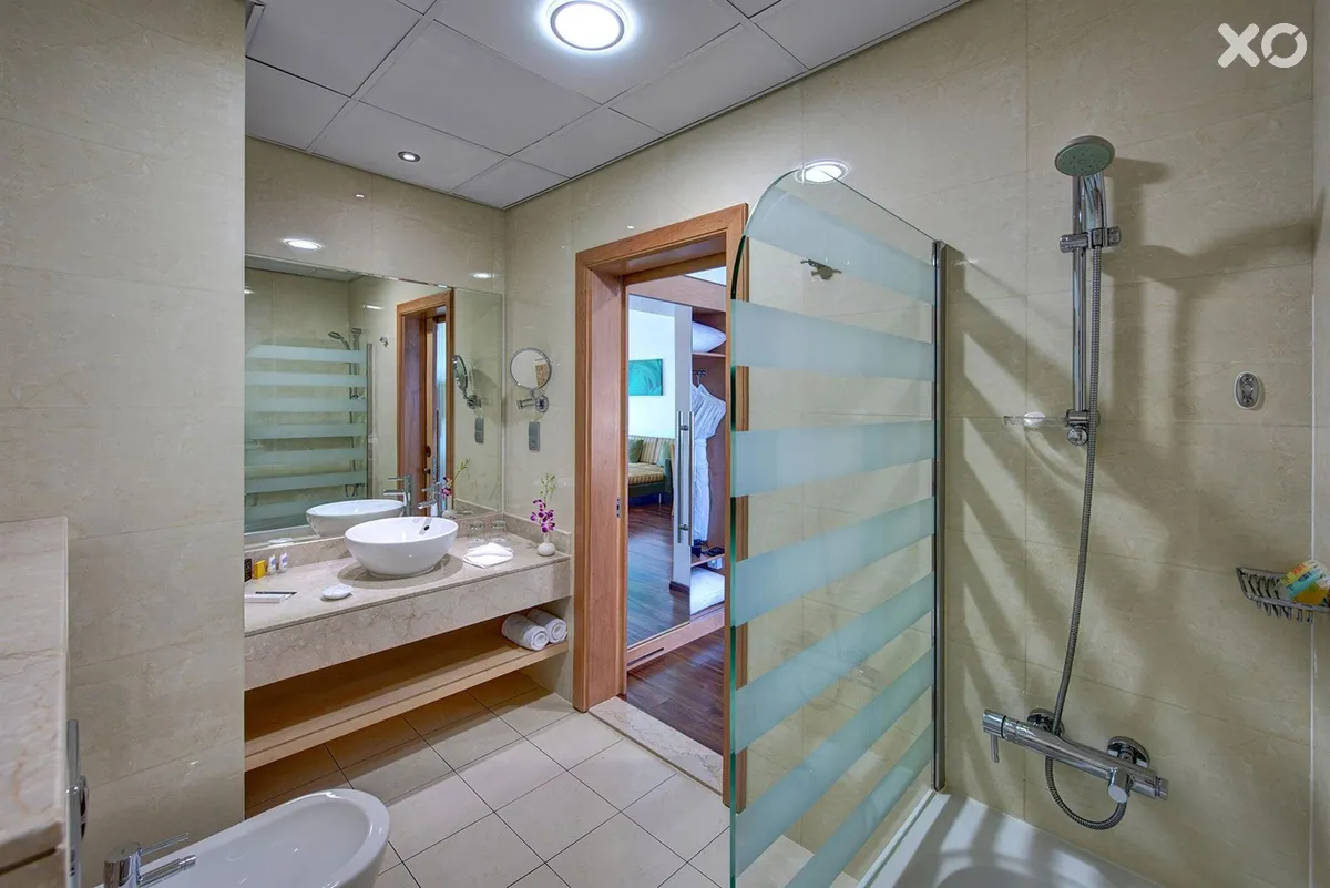 Al Khoory Executive Hotel