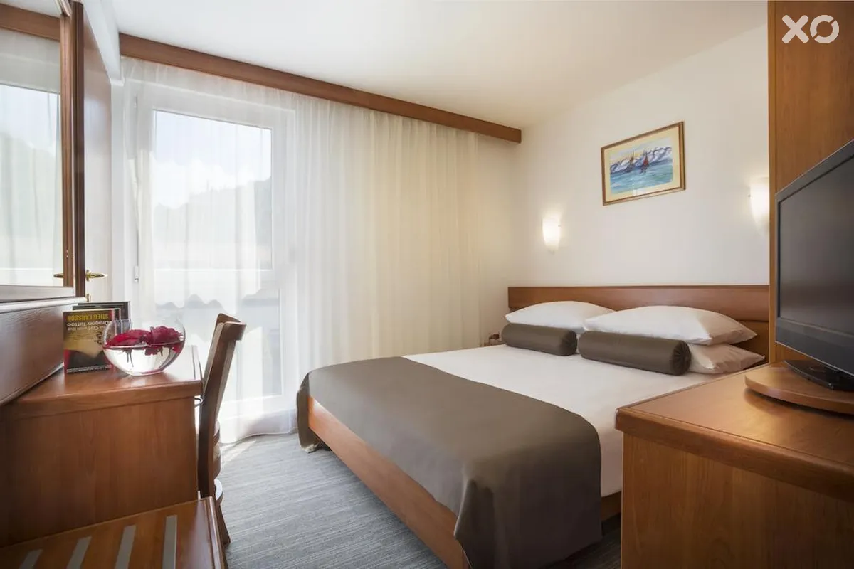 Marina Hotel