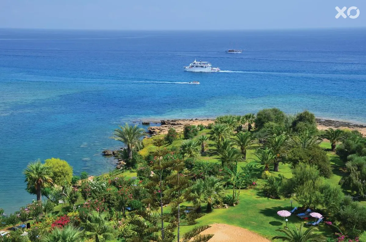 Crystal Springs Beach Hotel
