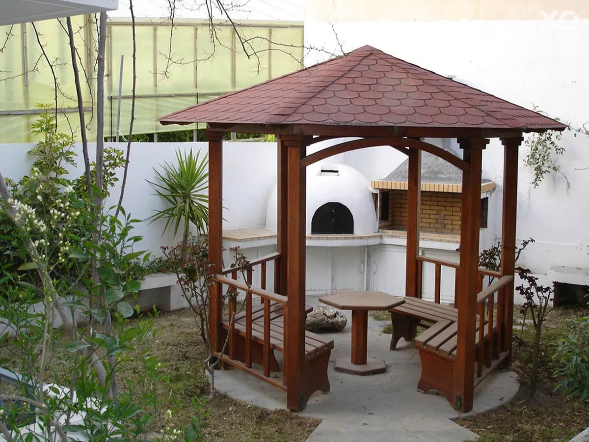 Irida Villa