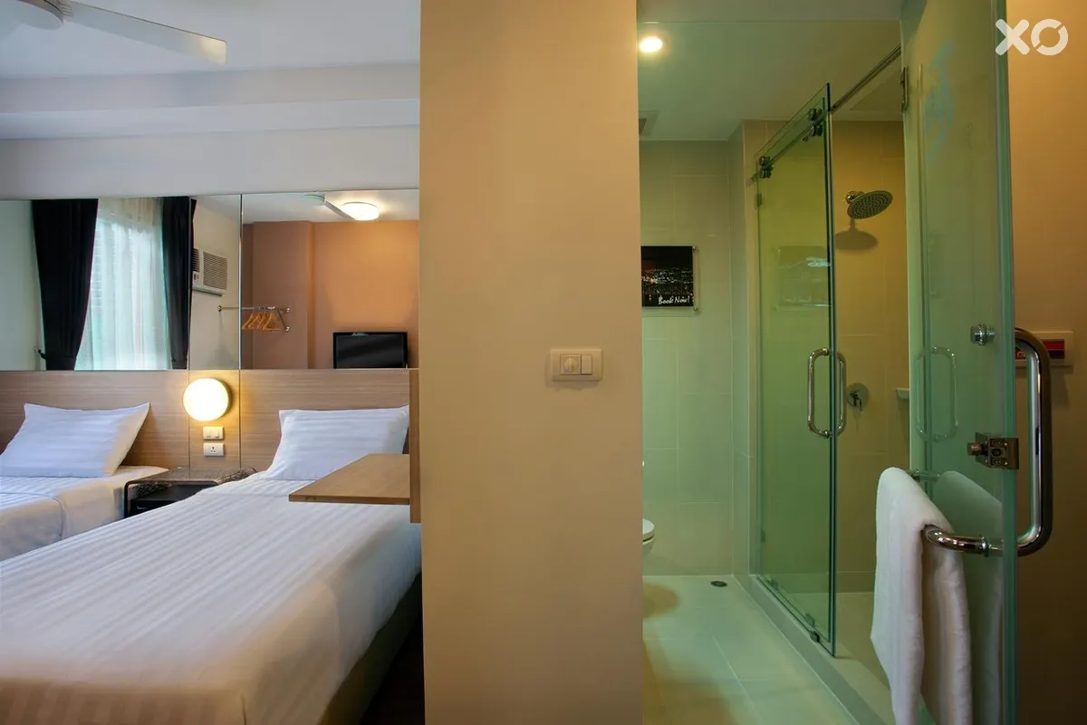 Red Planet Hotel
