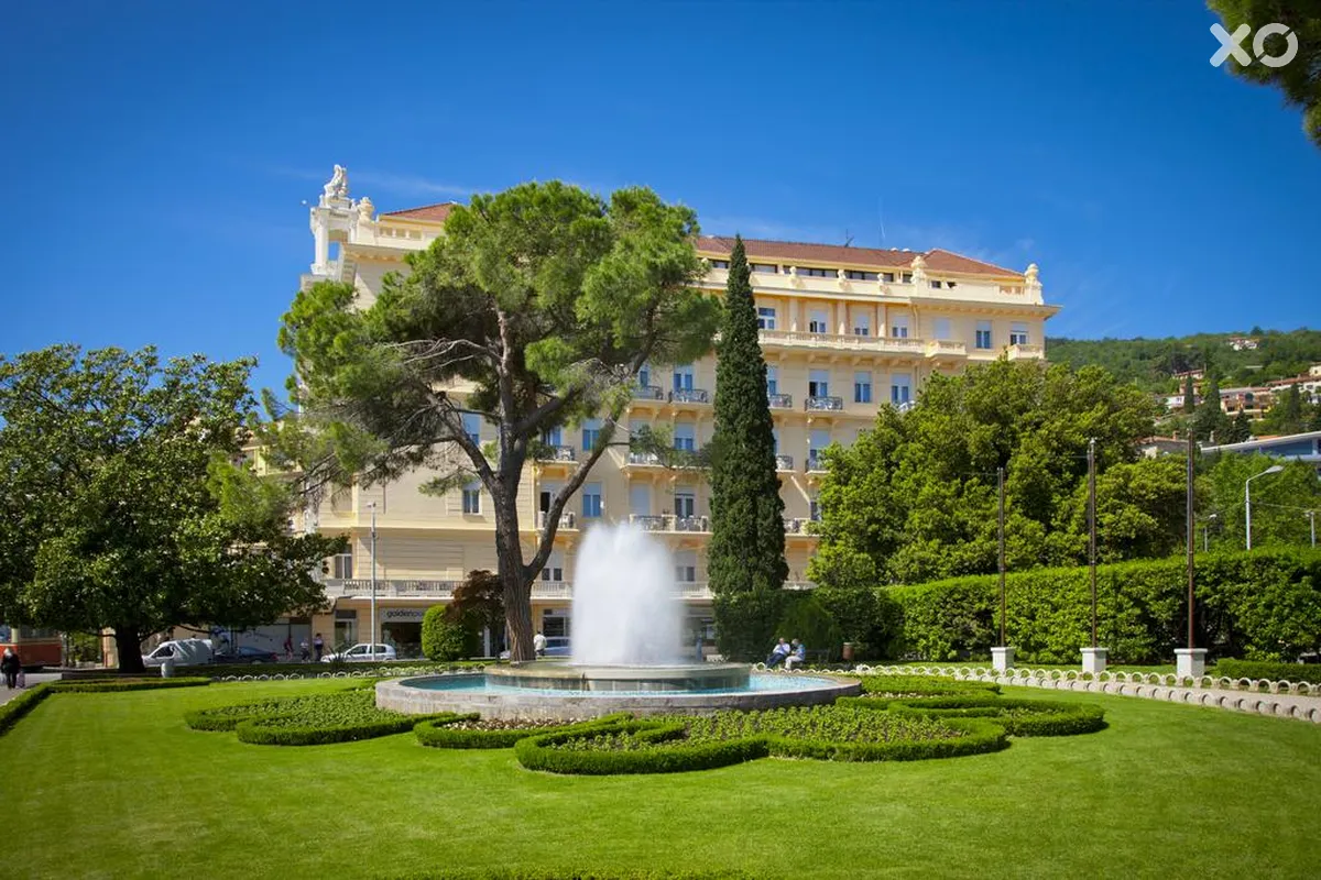 Palace Bellevue Hotel