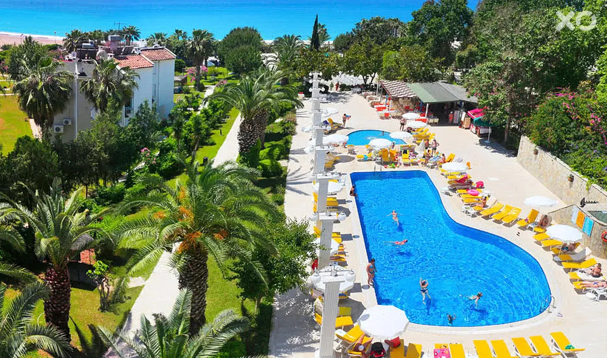 Club Aqua Plaza