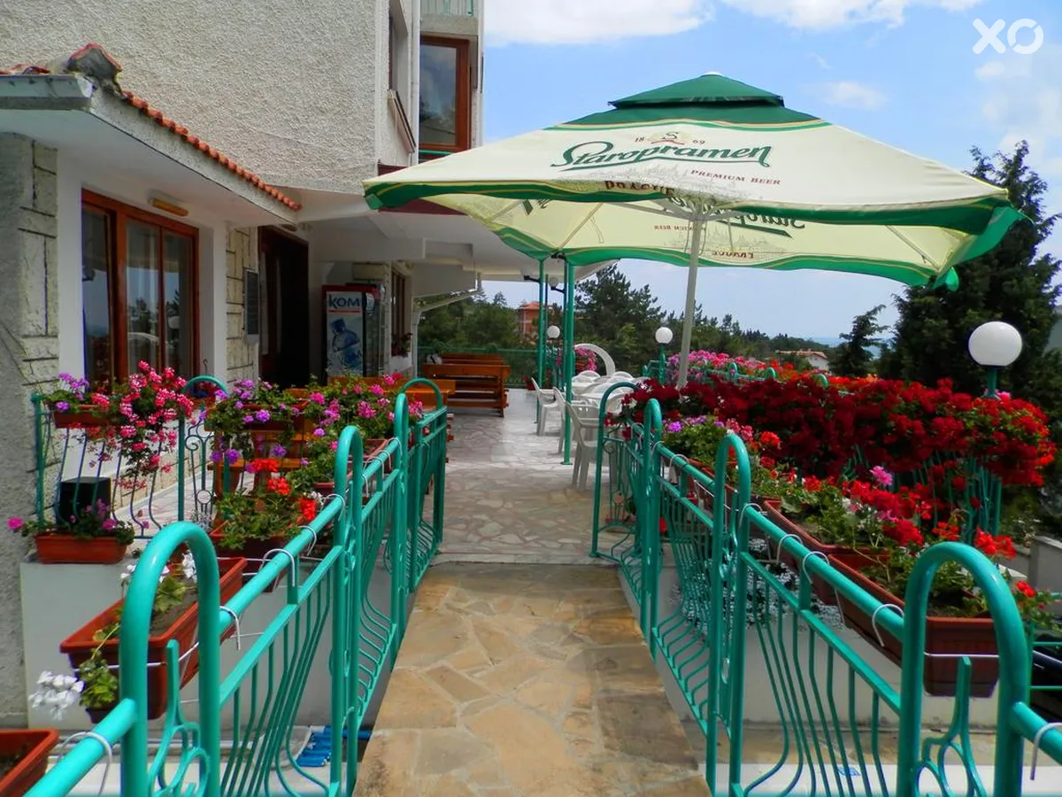 Zora Hotel